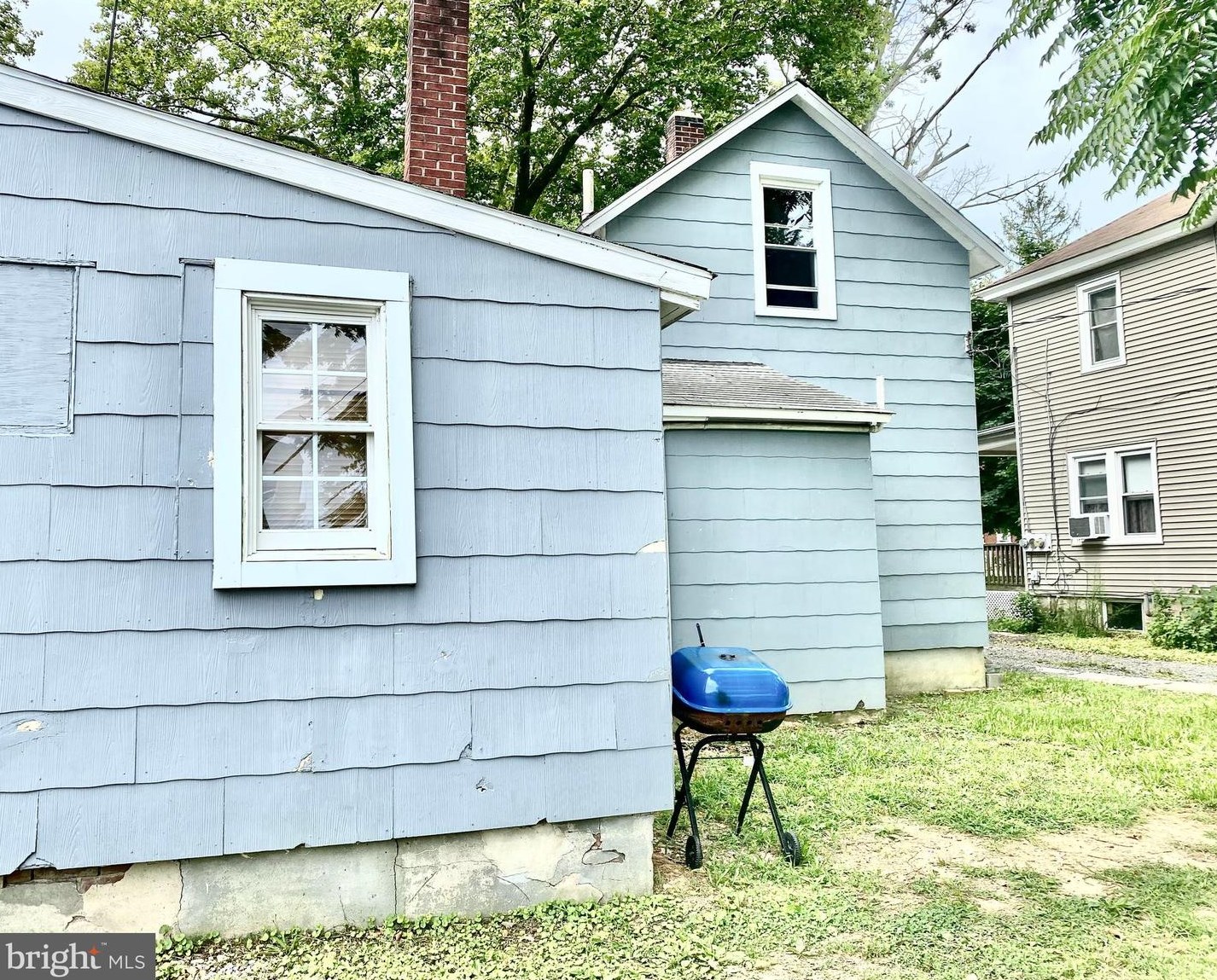 326 Grape St, Vineland, NJ 08360-5255