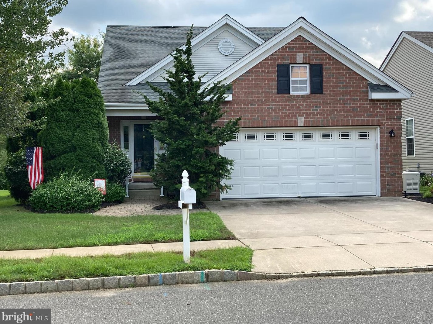 68 Cottage St, Millville, NJ 08332-4829