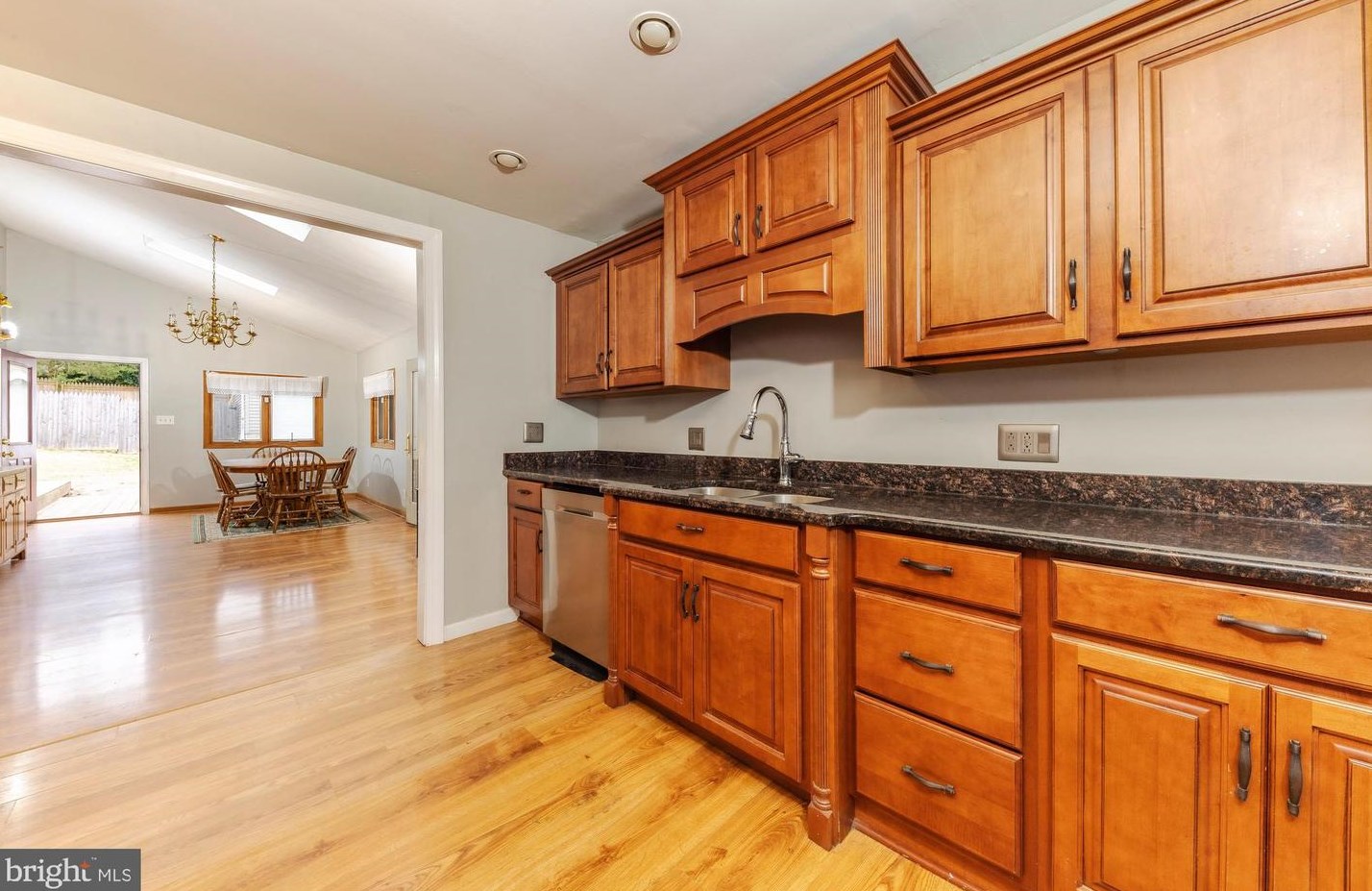 25 Dorset Ave, Millville NJ  08332-4835 exterior