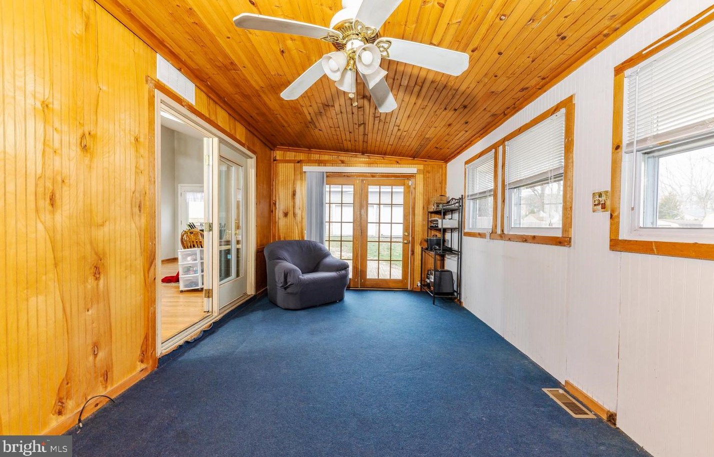 25 Dorset Ave, Millville NJ  08332-4835 exterior