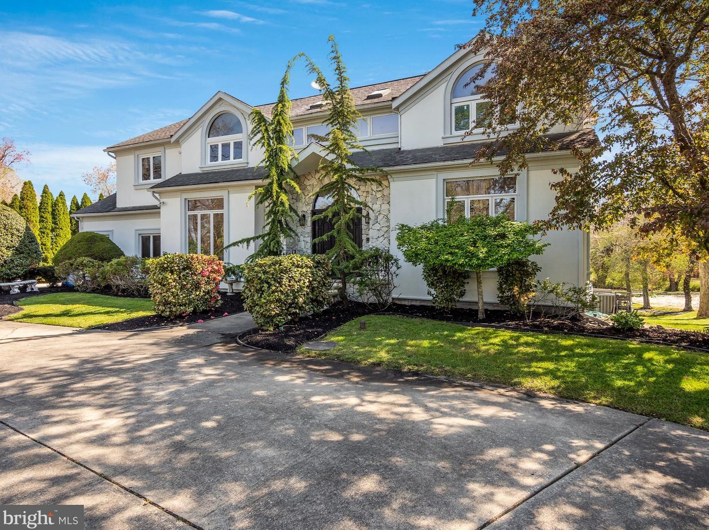 2131 Conley Dr, Vineland, NJ 08361-6800