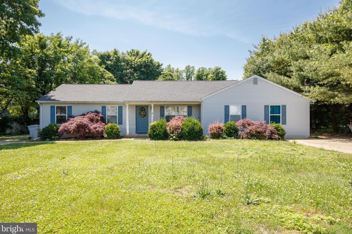 65 E Elmer Rd, Vineland, NJ 08360