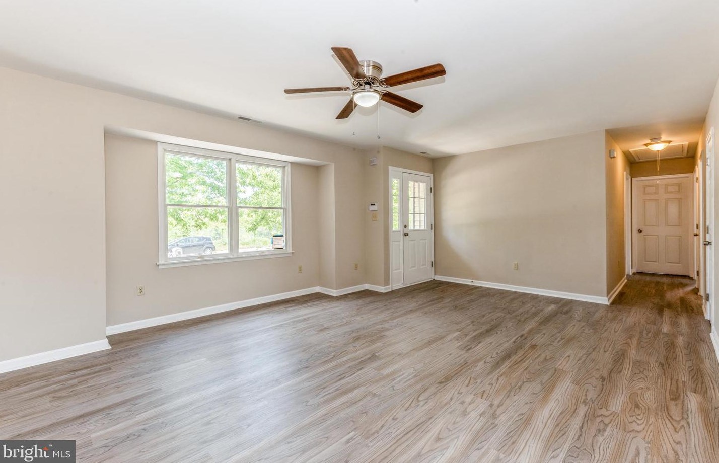 221 13th St, Millville, NJ 08332-3461