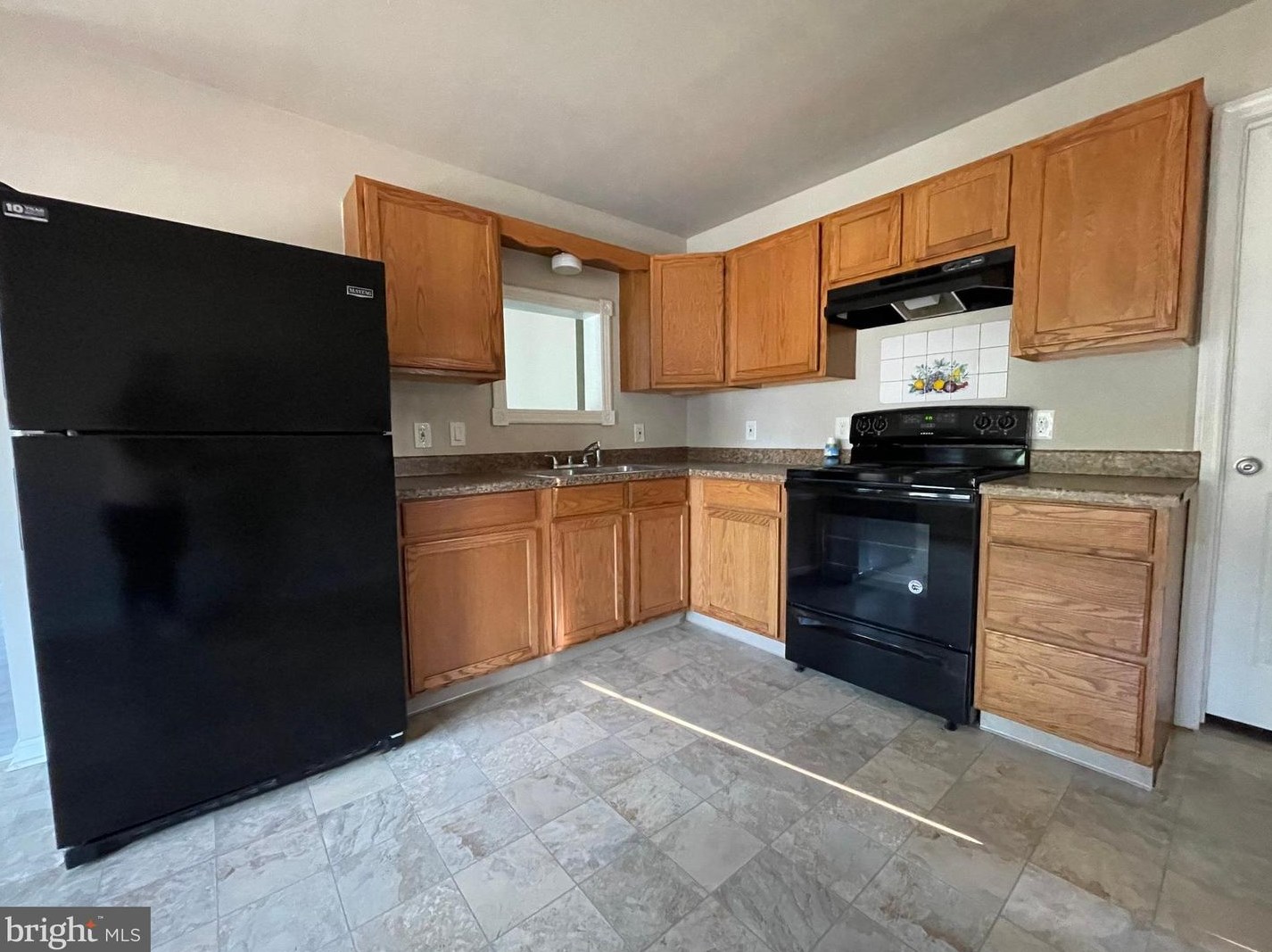 1716 Coventry Way, Millville, NJ 08332-2213