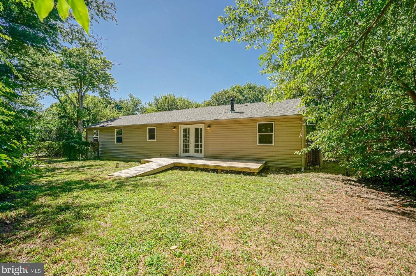 12 Hilton Ave, Stow Creek Twp NJ  08302-3542 exterior