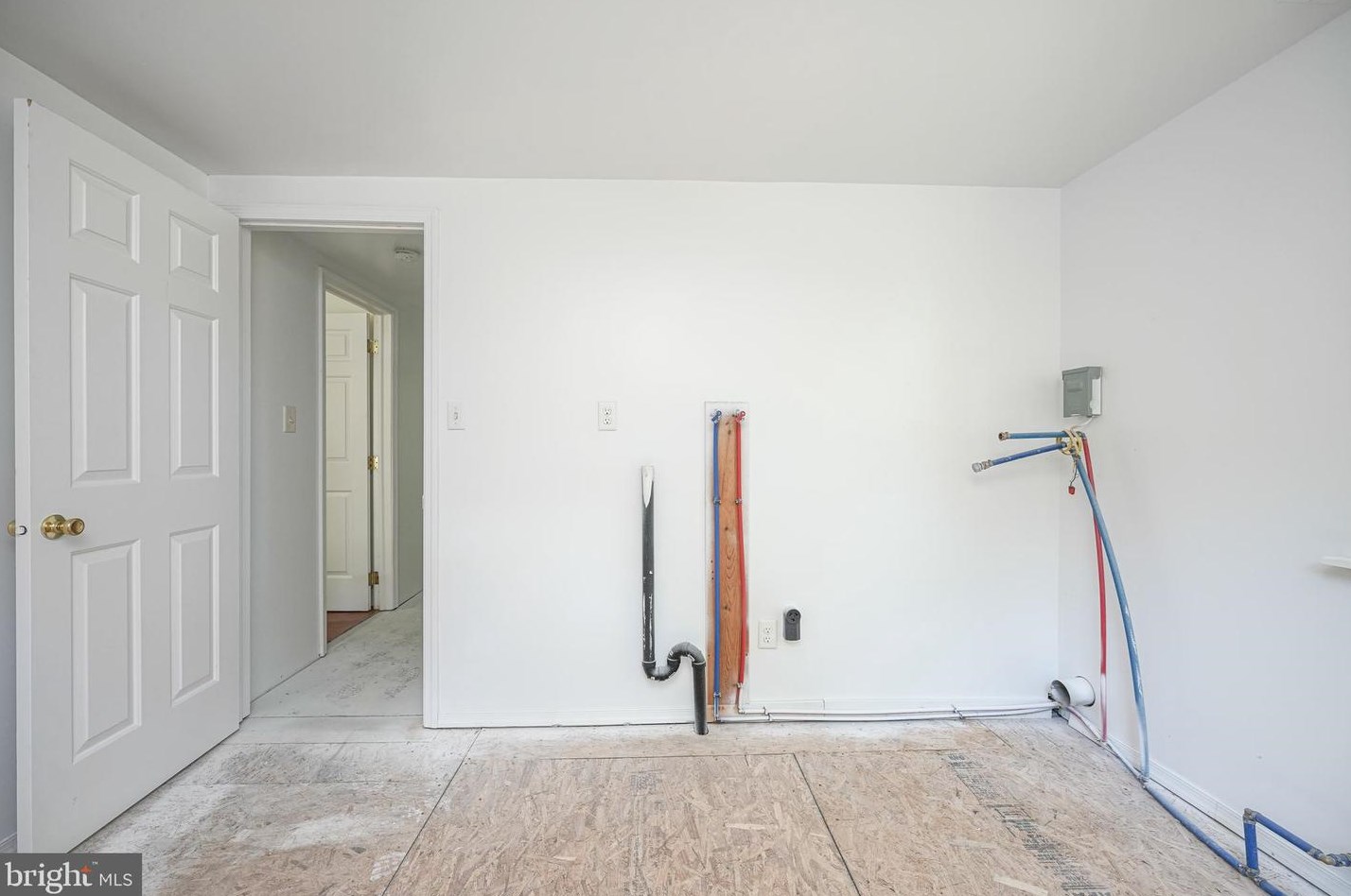 12 Hilton Ave, Stow Creek Twp NJ  08302-3542 exterior