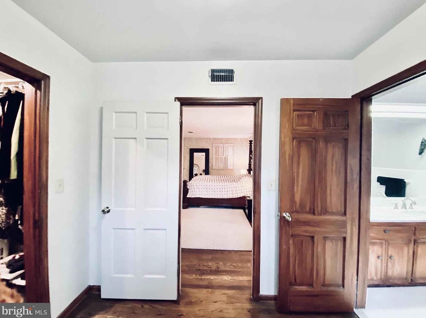 2460 Buttonwood Dr, Vineland NJ  08361-6614 exterior