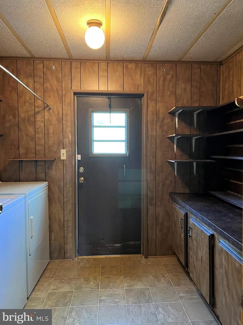 17 Jfk Blvd, Millville NJ  08332-4409 exterior