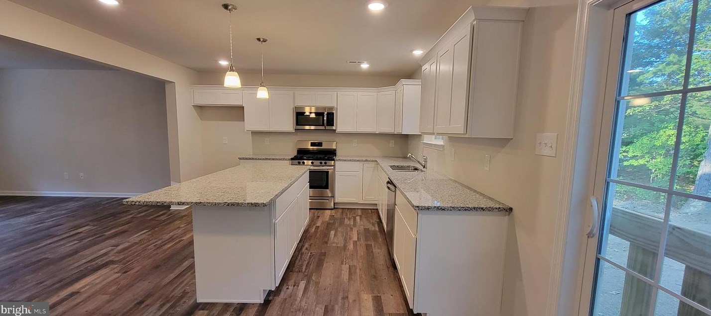 257 Kenyon Ave, Millville, NJ 08332-7404