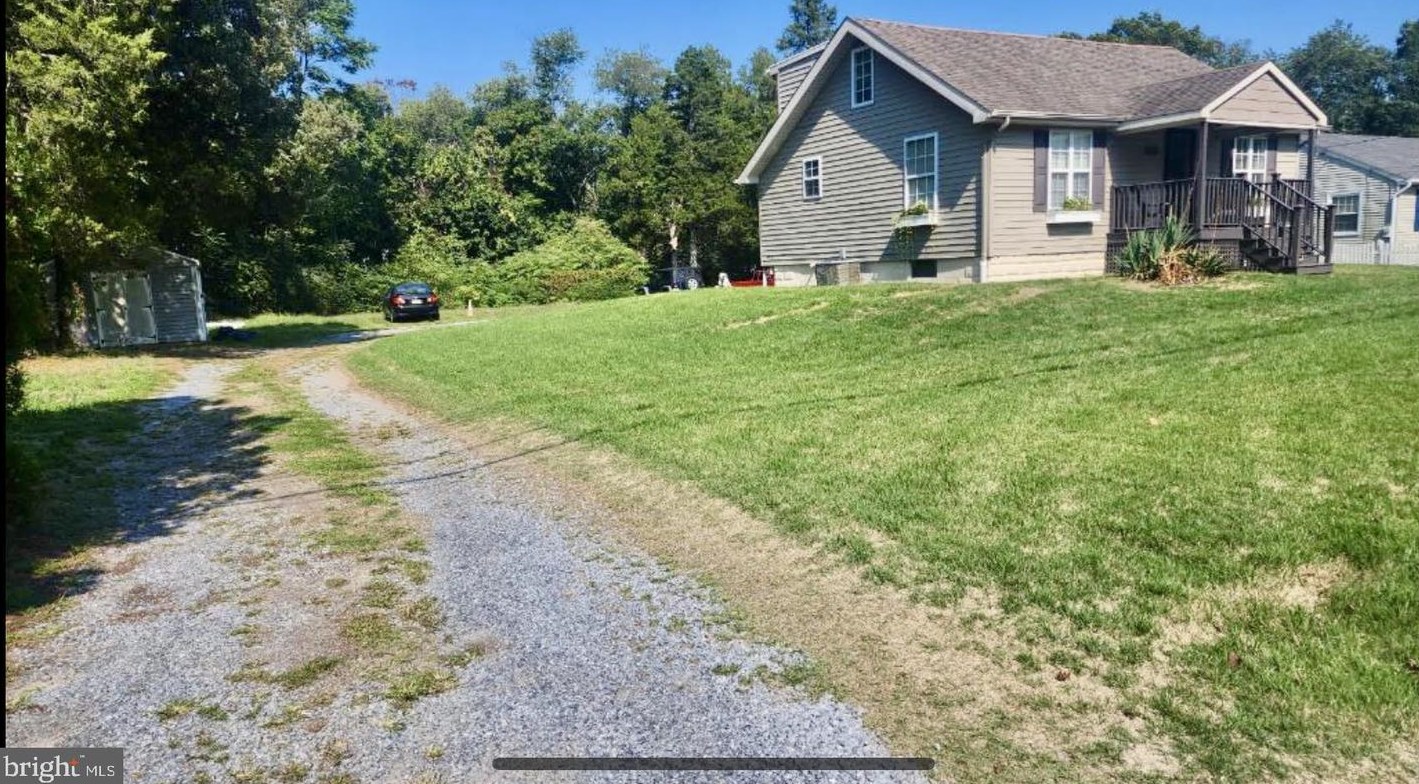 1080 Rogers Ave, Vineland, NJ 08361-7292
