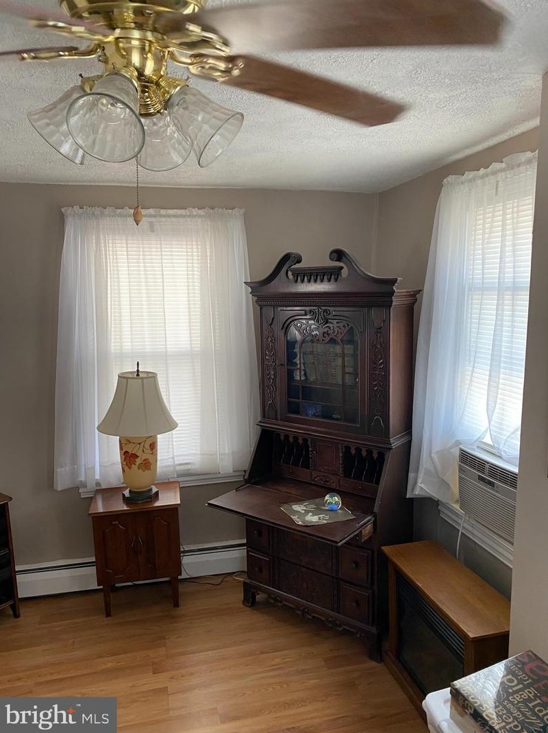 27 Broadway St, Port Elizabeth, NJ 08348