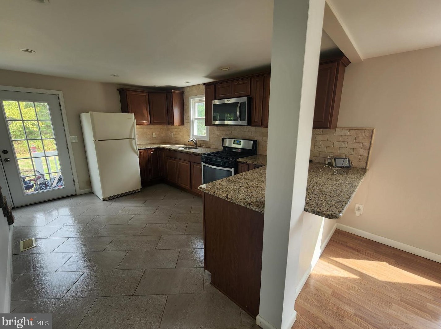 423 Orchard Rd, Vineland NJ  08360-3403 exterior