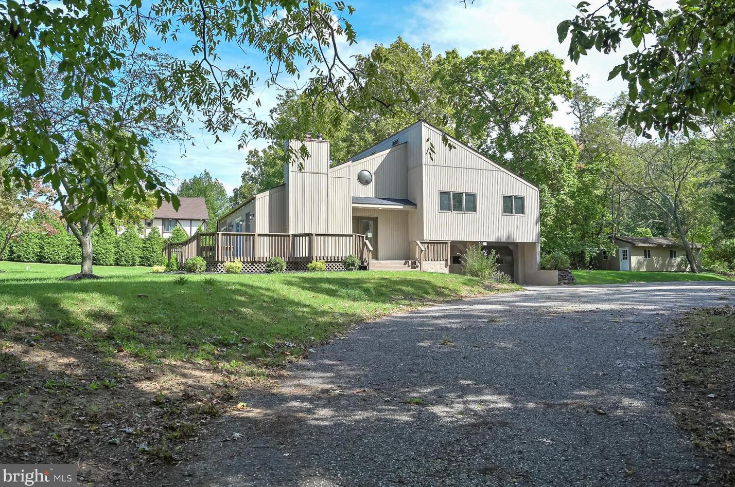 237 Silver Lake Rd, Stow Creek Twp, NJ 08302-6018