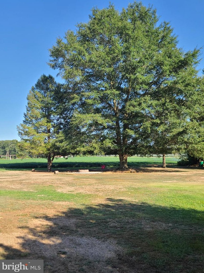 151 Old Burlington Rd, Stow Creek Twp NJ  08302-5914 exterior