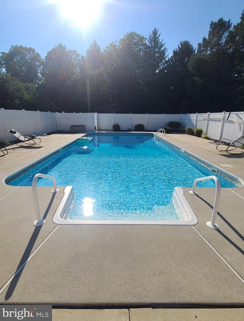 151 Old Burlington Rd, Stow Creek Twp NJ  08302-5914 exterior