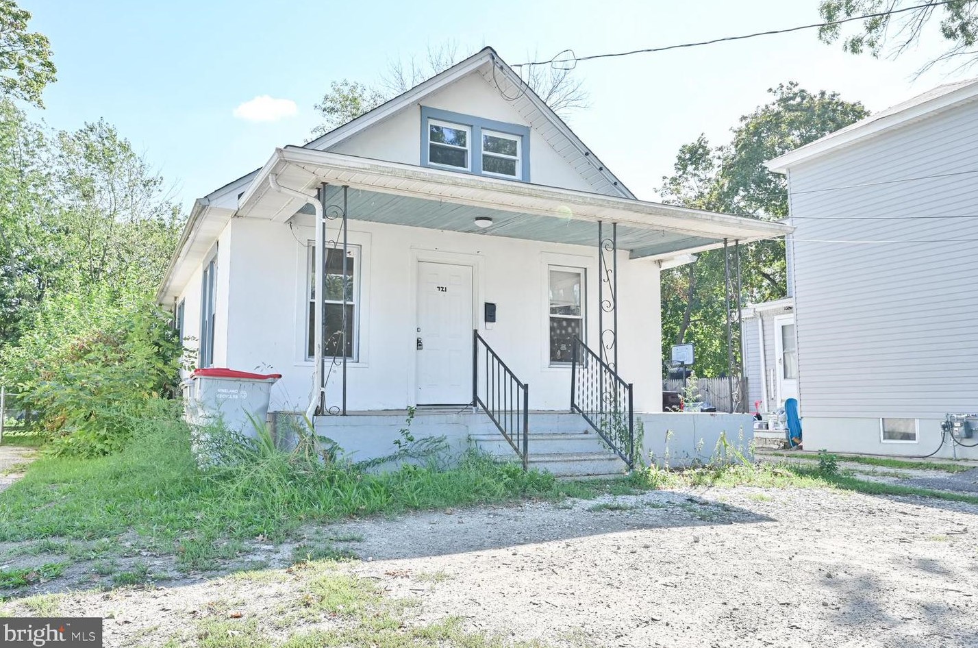 721 Florence Ave, Vineland, NJ 08360-5722