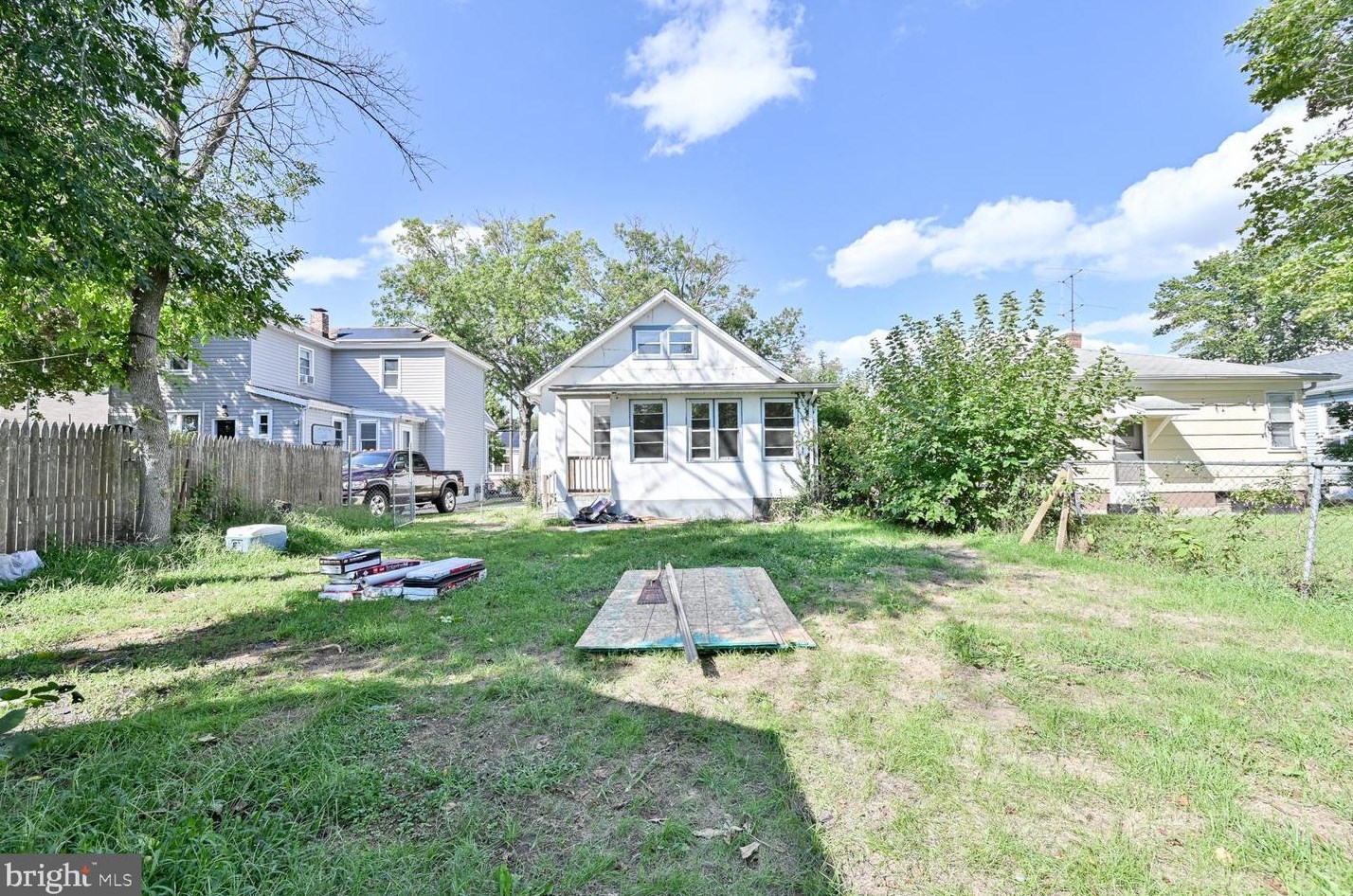 721 Florence Ave, Vineland NJ 08360-5771 exterior