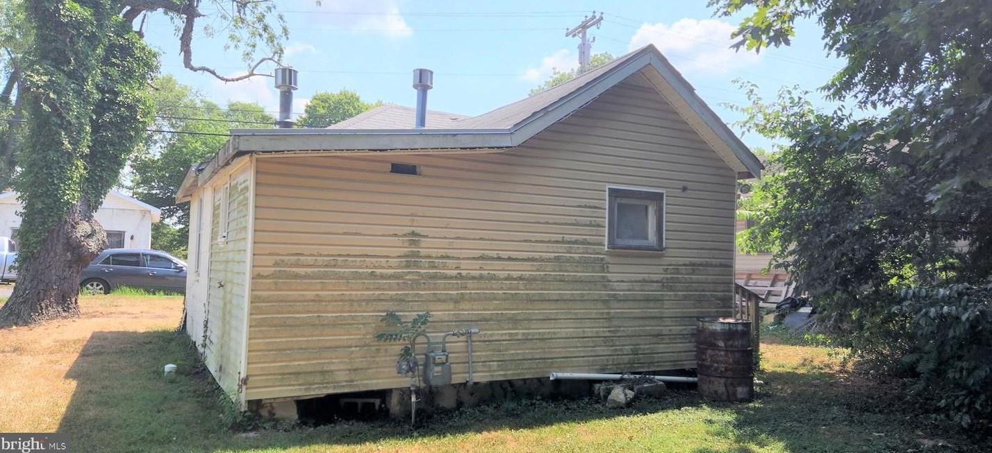 186 Spruce St, Stow Creek Twp, NJ 08302