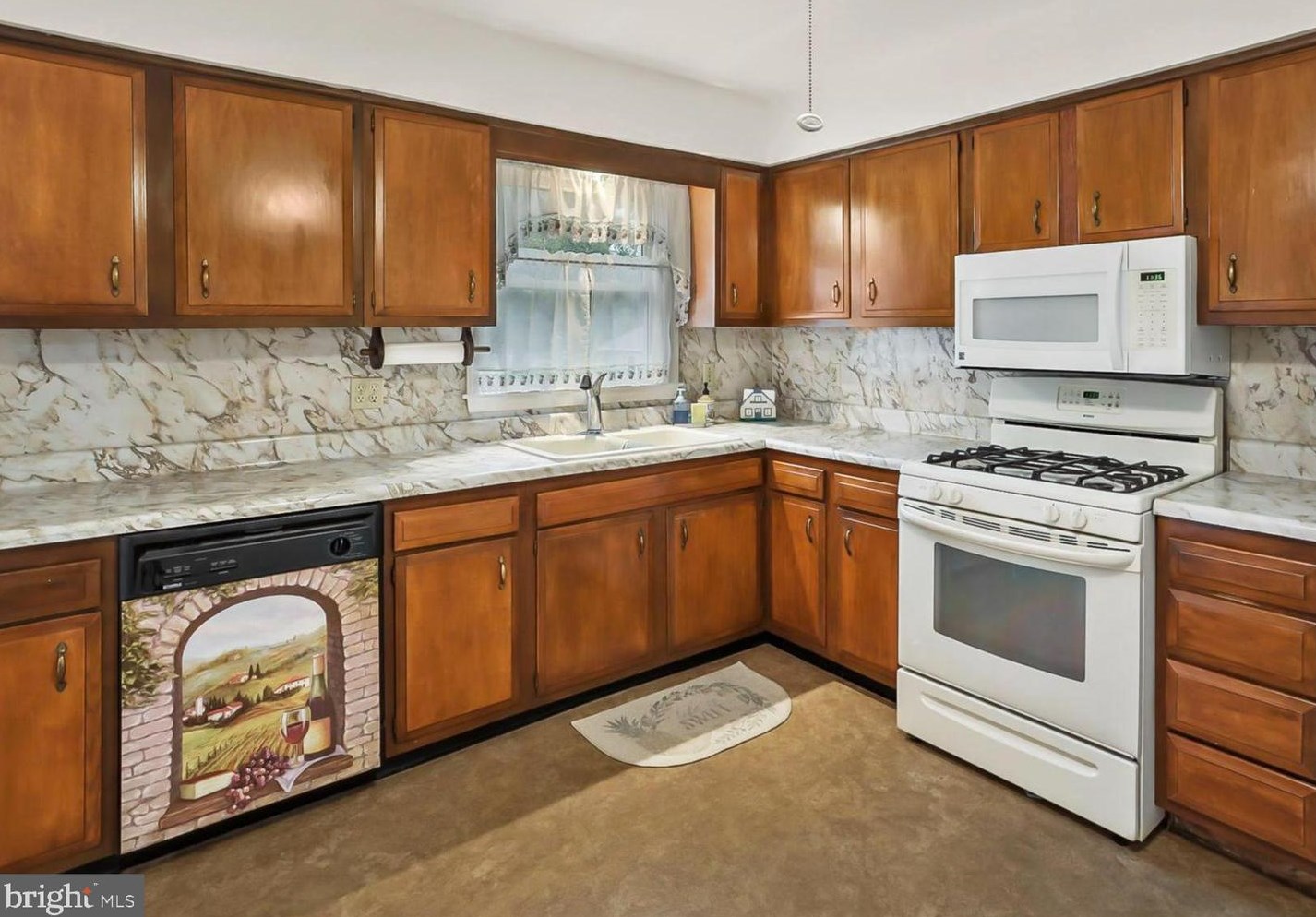 534 Westmont Ln, Vineland, NJ 08360-2231