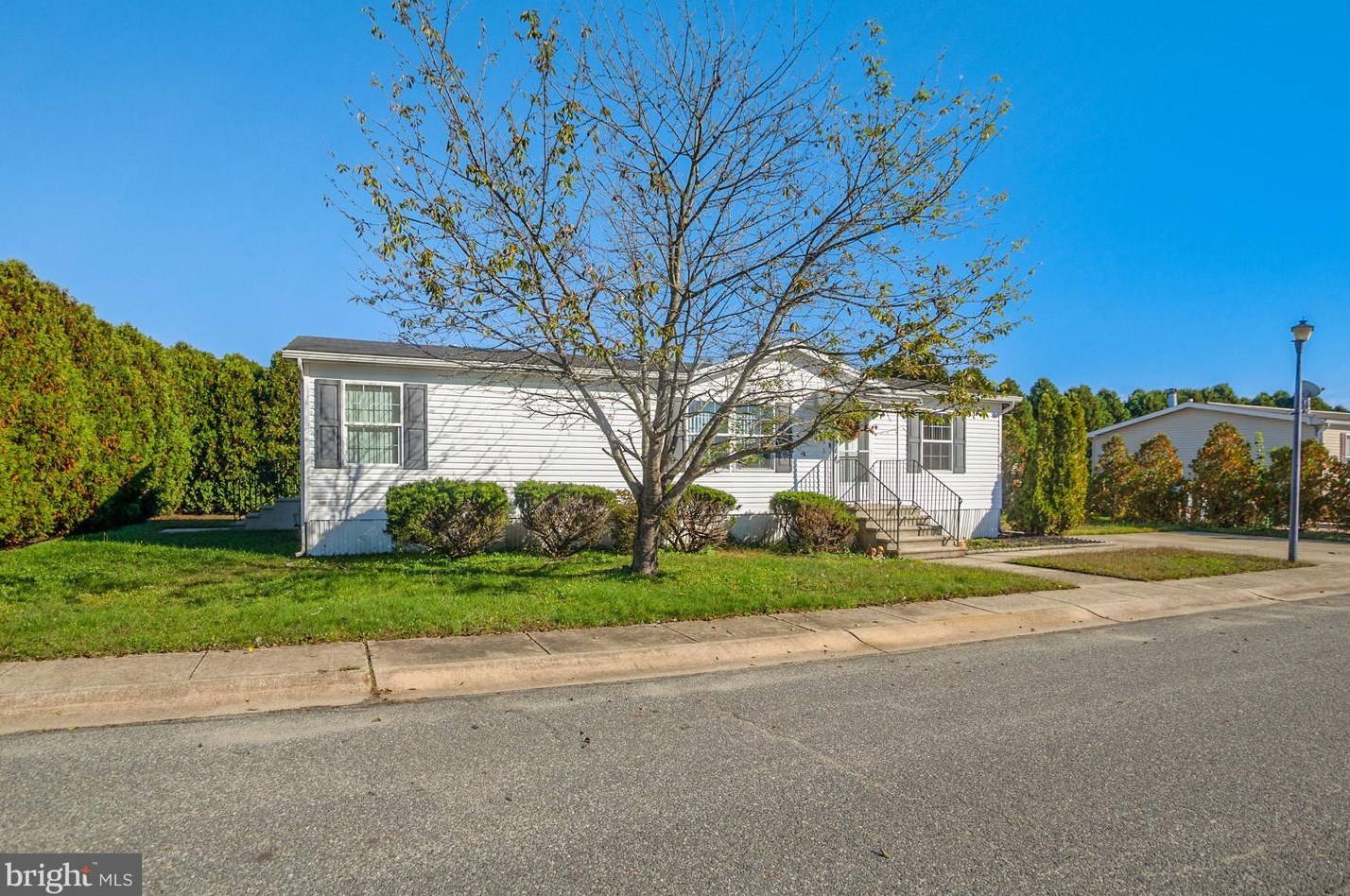 1887 N Delsea Dr #153, Vineland, NJ 08360