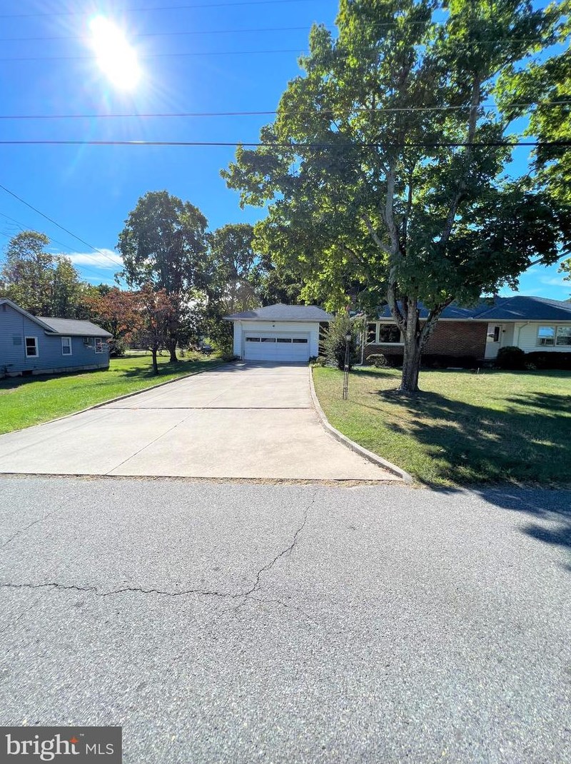 14 Woodlawn Ave, Stow Creek Twp, NJ 08302