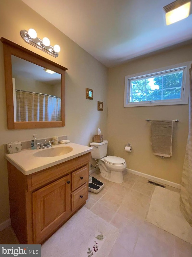 24 Partridge Ct, Stow Creek Twp NJ  08302-9461 exterior