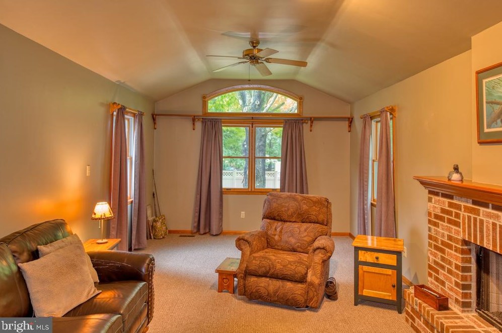 1527 Walnut Rd, Vineland NJ  08361-6093 exterior