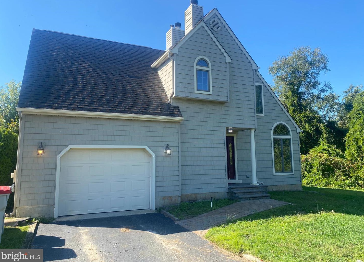 974 Utopia Ln, Vineland, NJ 08361-7968