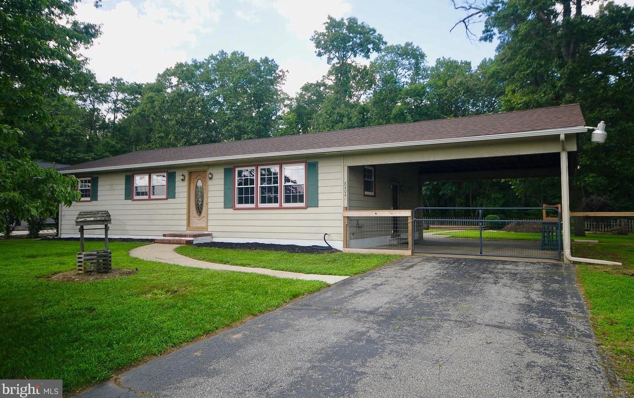 8404 Buckshutem Rd, Millville, NJ 08332-5122