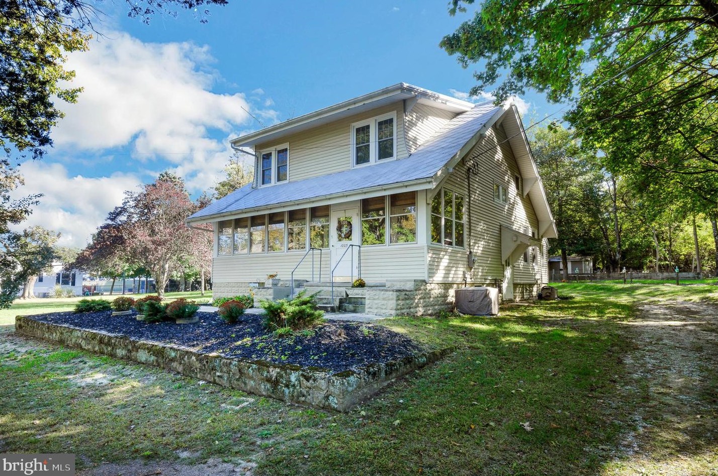 1005 Oak Rd, Vineland, NJ 08360-2239