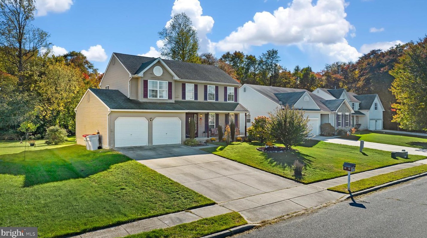 735 Streamview Ln, Vineland, NJ 08360-2479