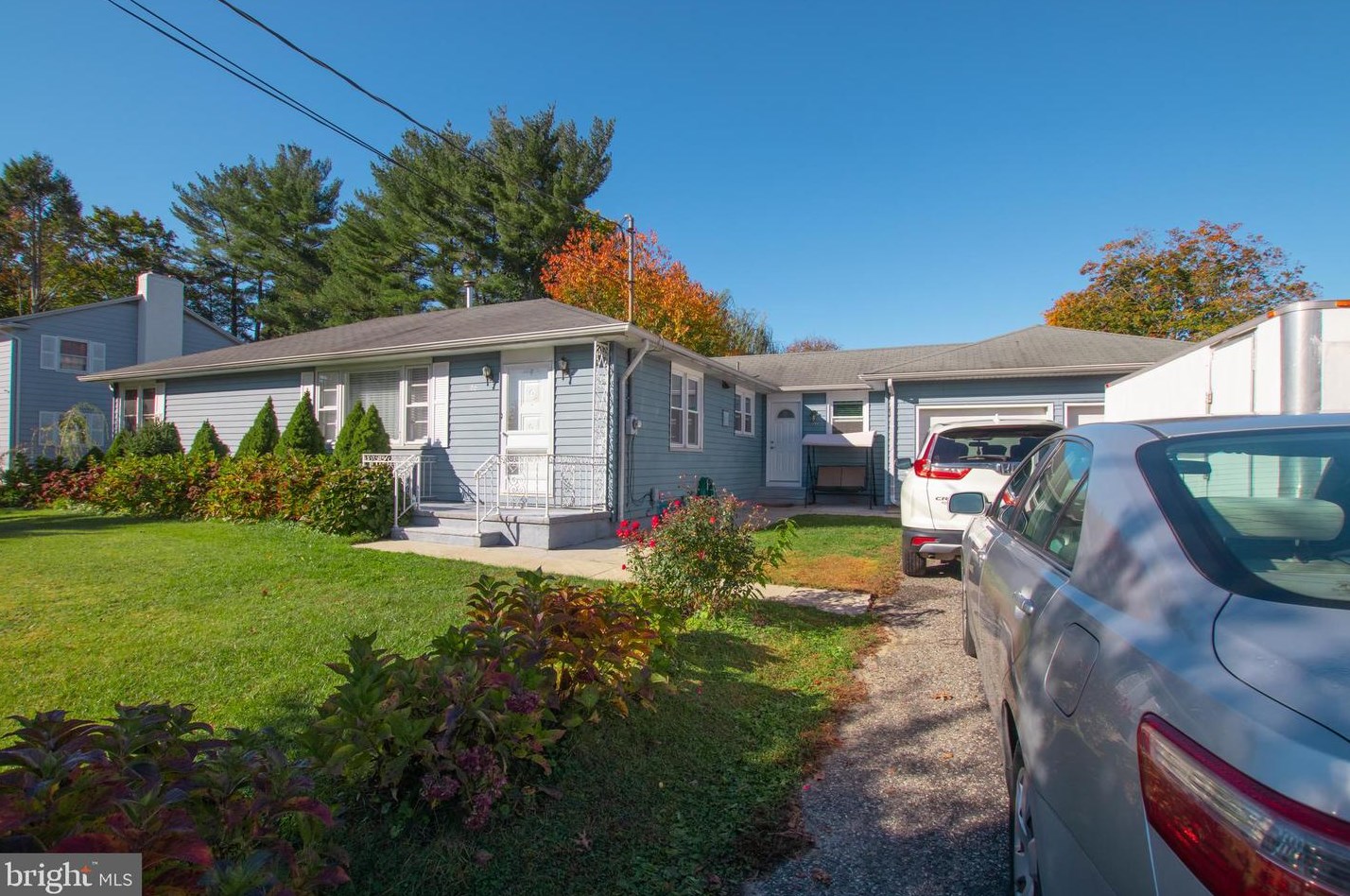 66 Boxwood Dr, Vineland, NJ 08360