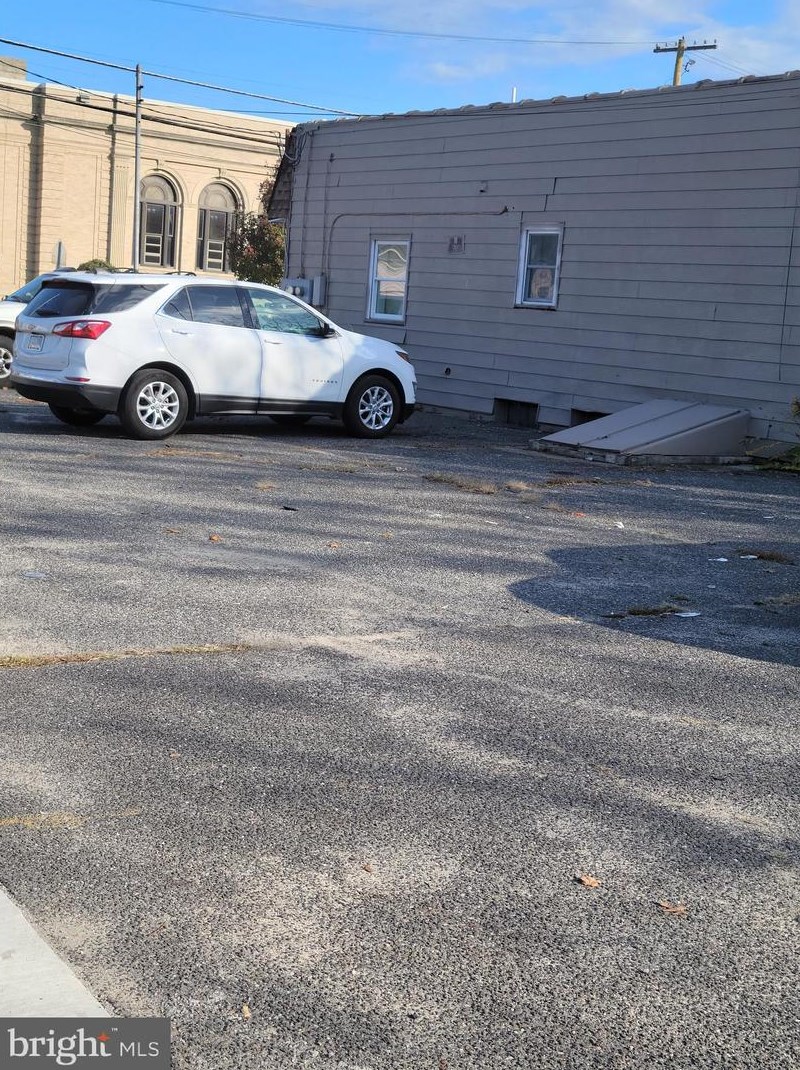 501 Broad St, Millville, NJ 08332-2717