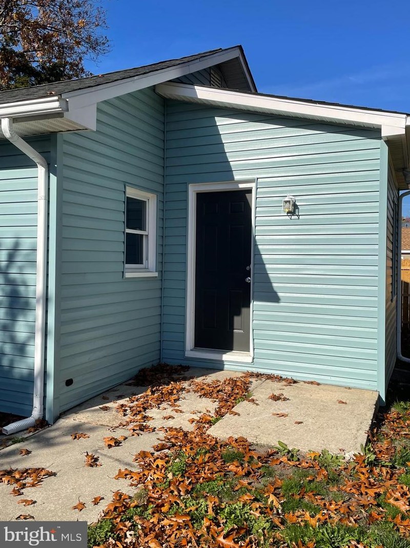 455 Brewster Rd, Vineland, NJ 08361-3033