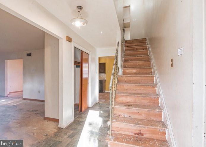1308 Cedarbrook Ave, Millville, NJ 08332-4701