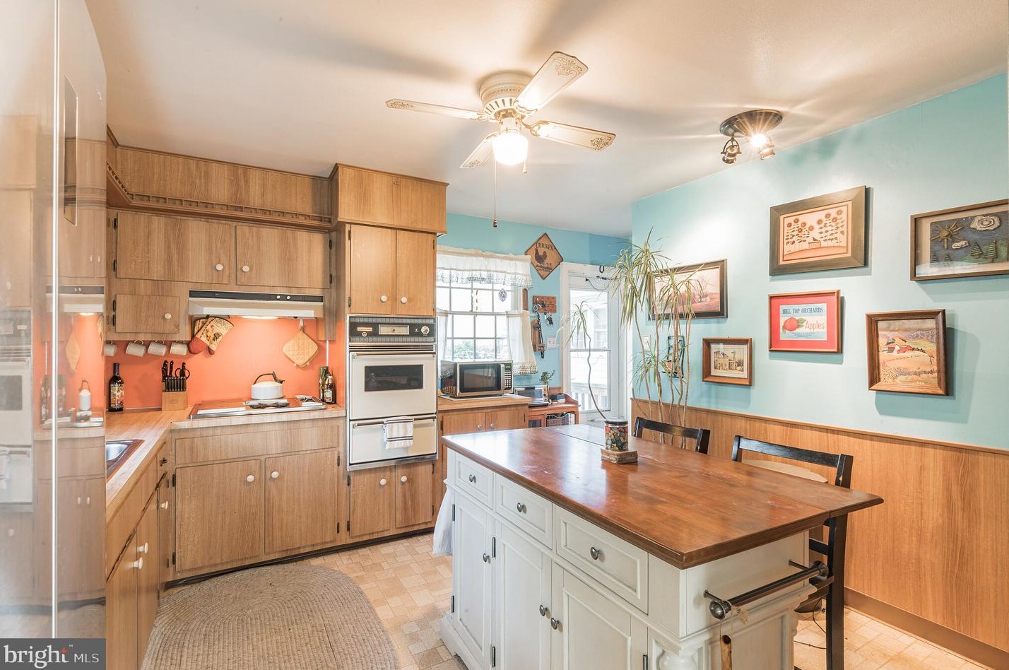 55 Pineview, Stow Creek Twp, NJ 08302