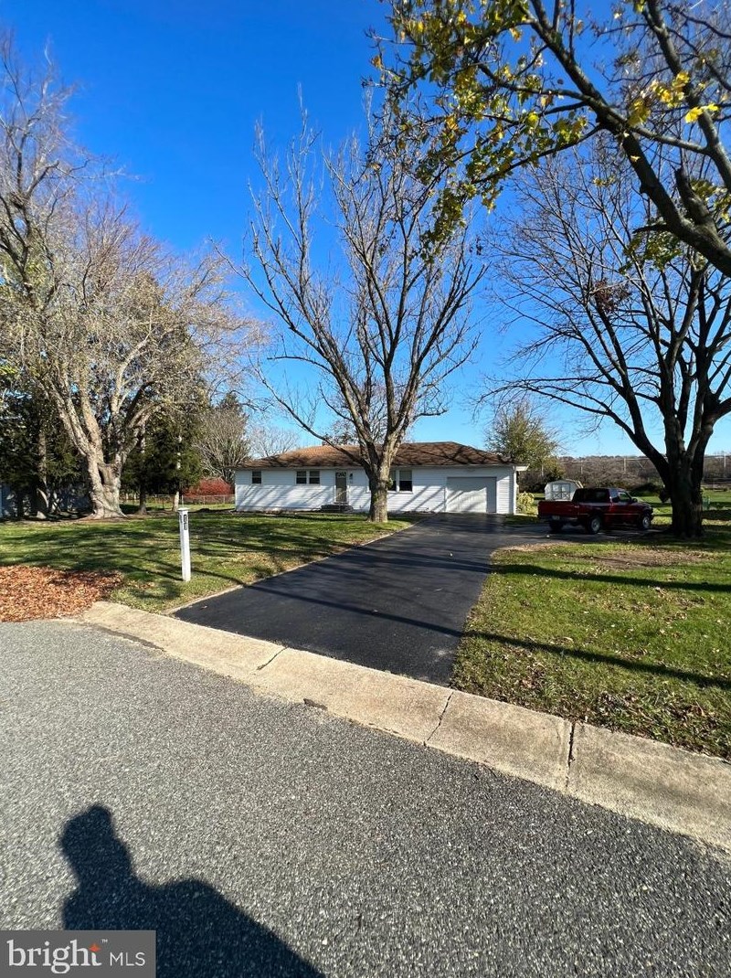 11 Martin Dr, Stow Creek Twp, NJ 08302-5927