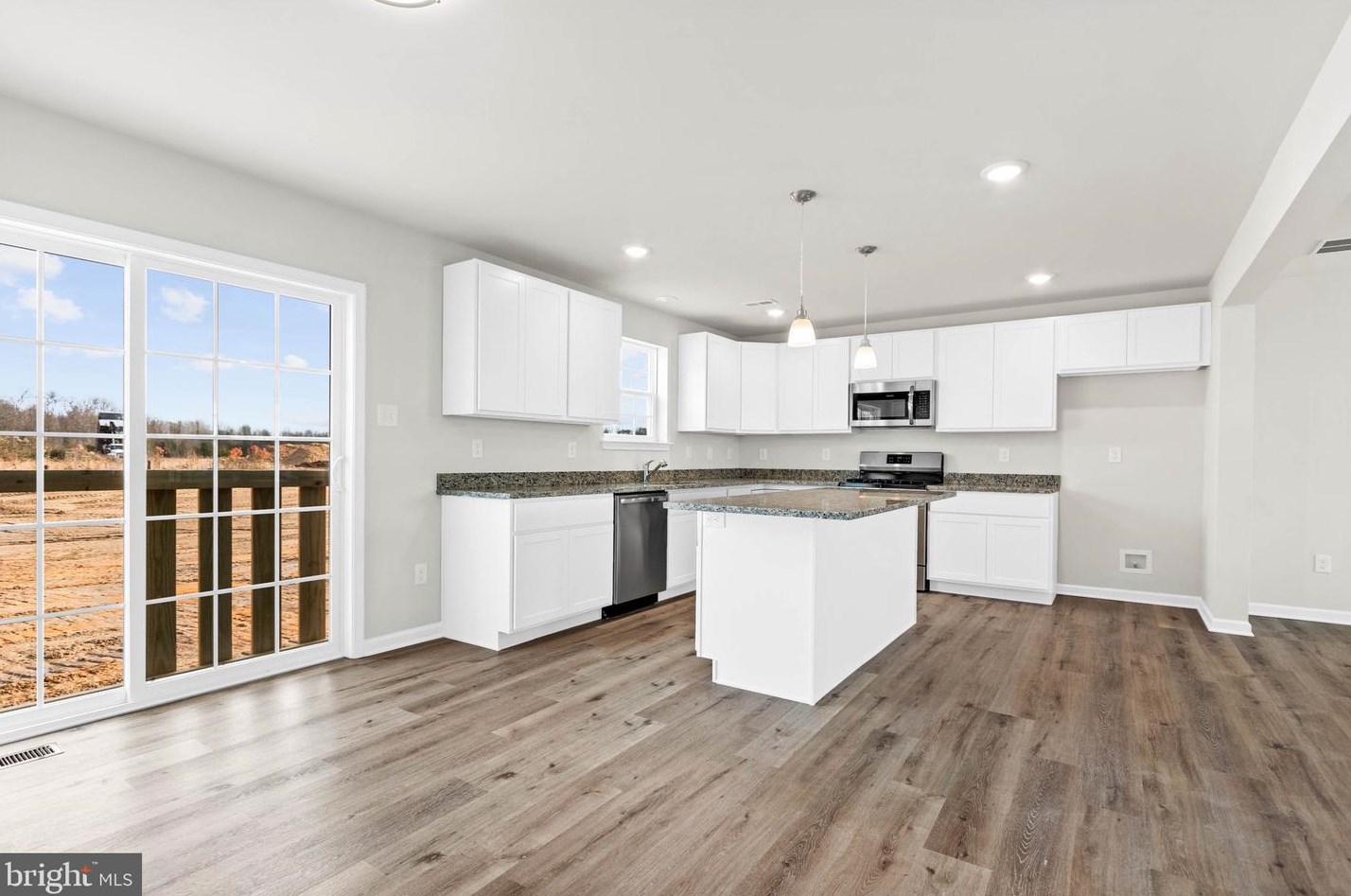 10 Jack Robert Dr, Stow Creek Twp NJ  08302-6059 exterior