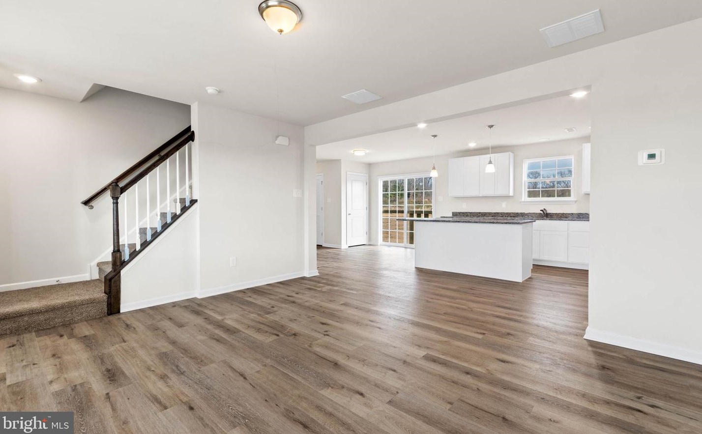 10 Jack Robert Dr, Stow Creek Twp NJ  08302-6059 exterior