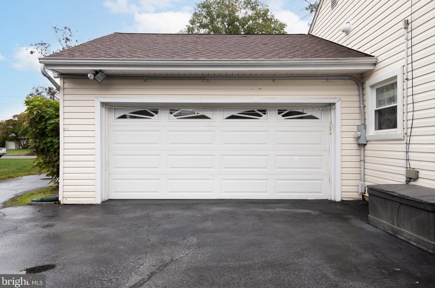 30 Northwood Dr, Vineland NJ  08360-4108 exterior