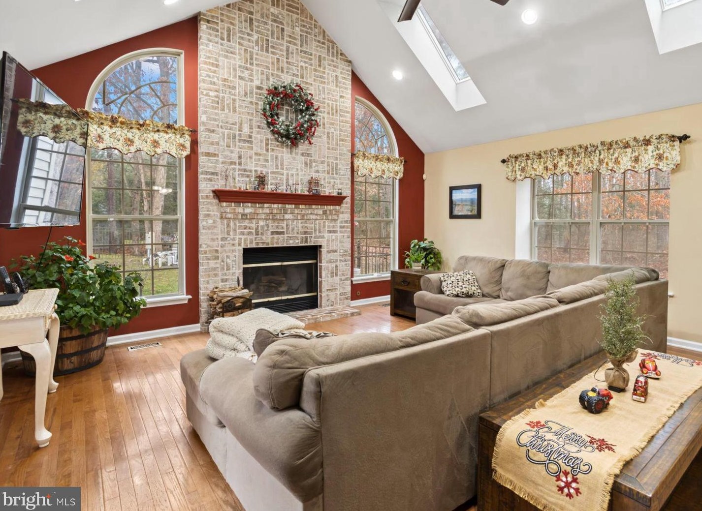414 Ellen Ct, Millville, NJ 08332-4720