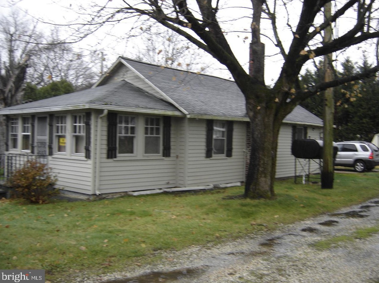 464 N Burlington Rd, Stow Creek Twp, NJ 08302