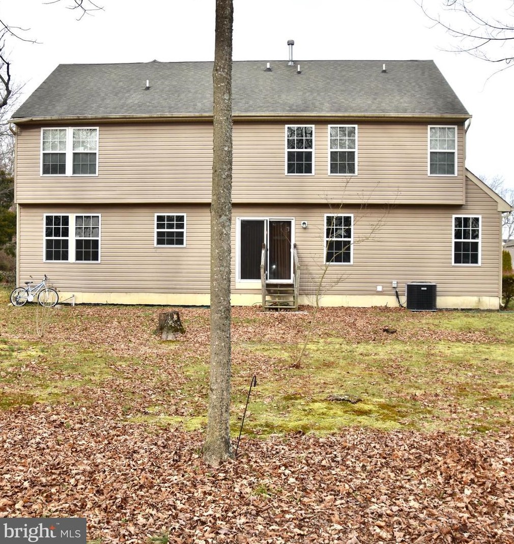 2423 Loretta Ln, Vineland, NJ 08361