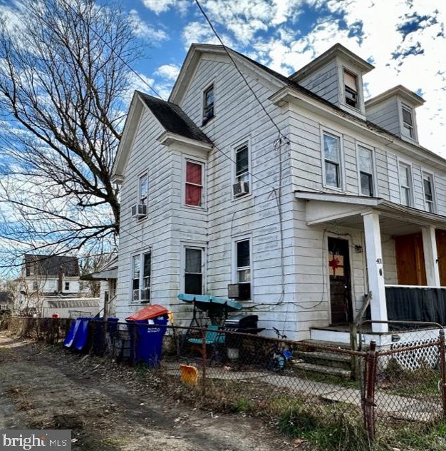 401 Foundry St, Millville, NJ 08332-2823