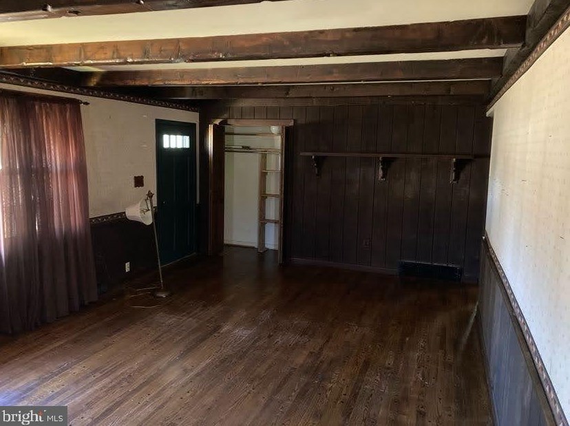 216 Burns Rd, Millville NJ  08332-9651 exterior