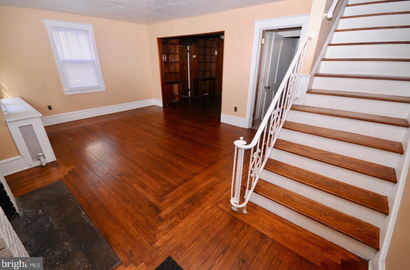 1124 Maple Ave, Vineland NJ  08360-3360 exterior