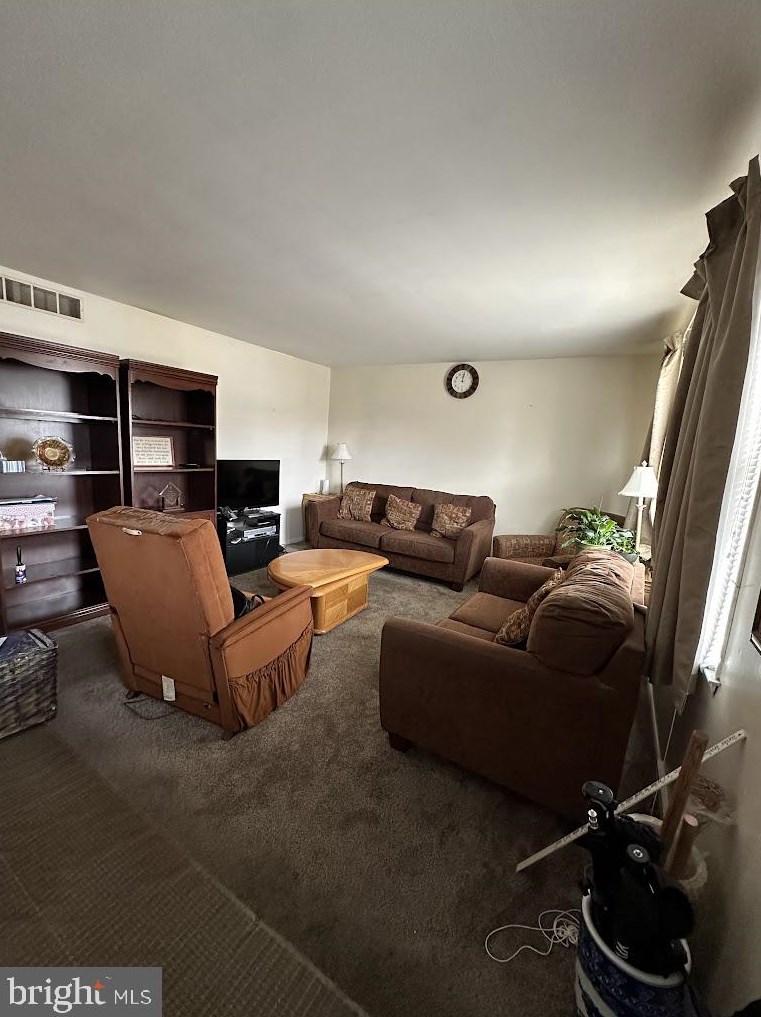 28 Longview Dr, Stow Creek Twp, NJ 08302
