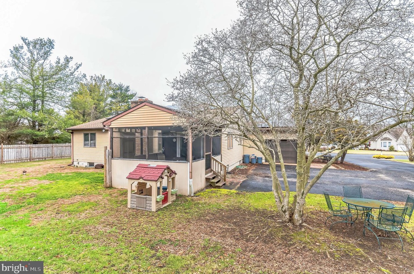 13 Silver Brook Dr, Stow Creek Twp NJ  08302-9407 exterior