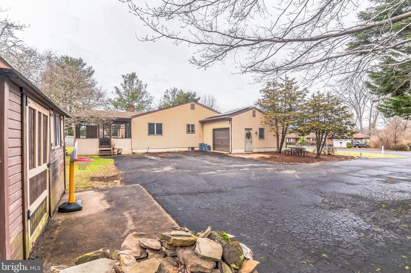 13 Silver Brook Dr, Stow Creek Twp NJ  08302-9407 exterior