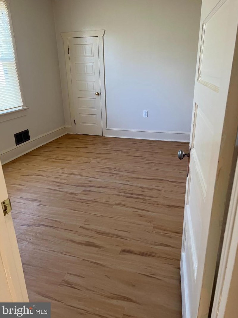 615 N 3rd St, Millville, NJ 08332